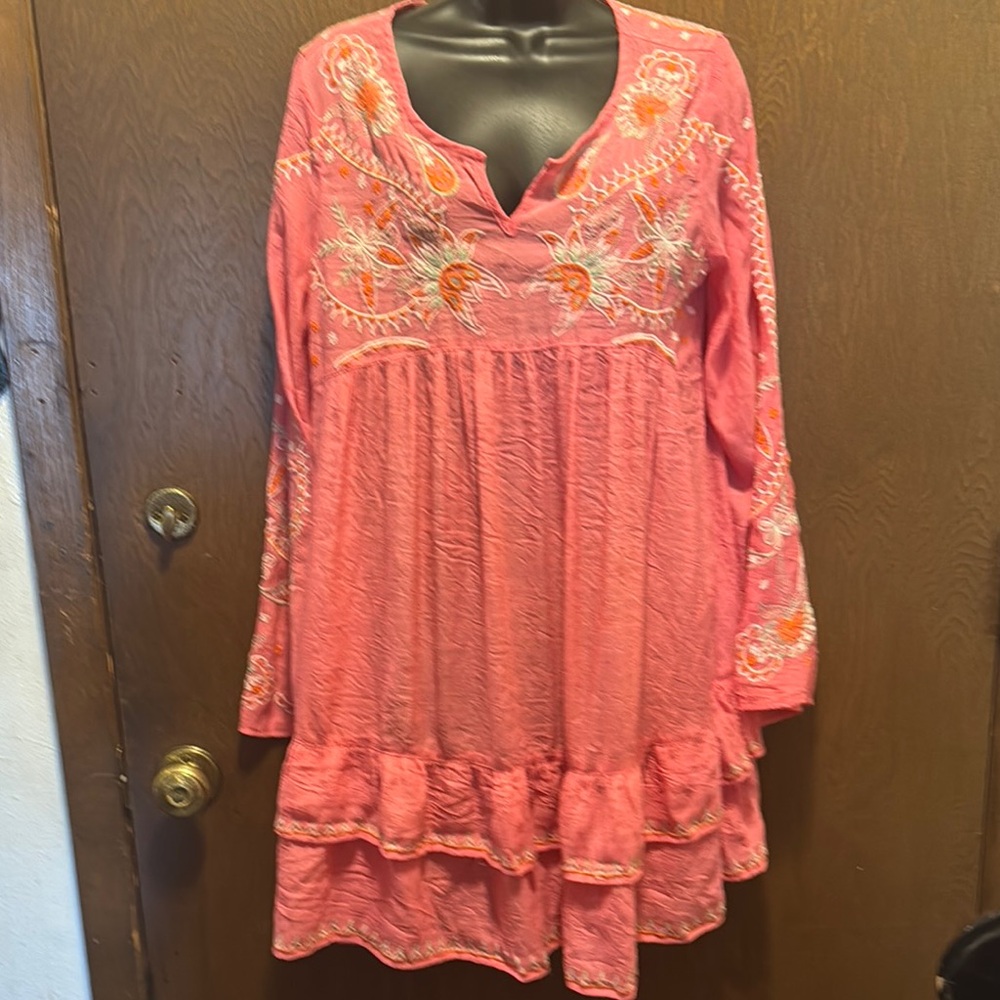 Monoreno Pink Embroidered Mini Dress